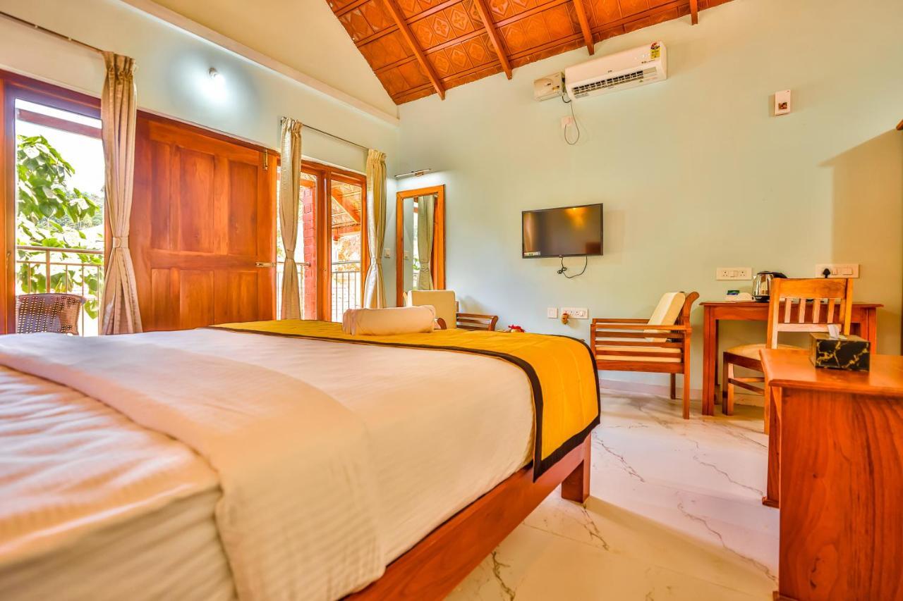 Hill Crest Resort - Coorg Madikeri Exterior photo