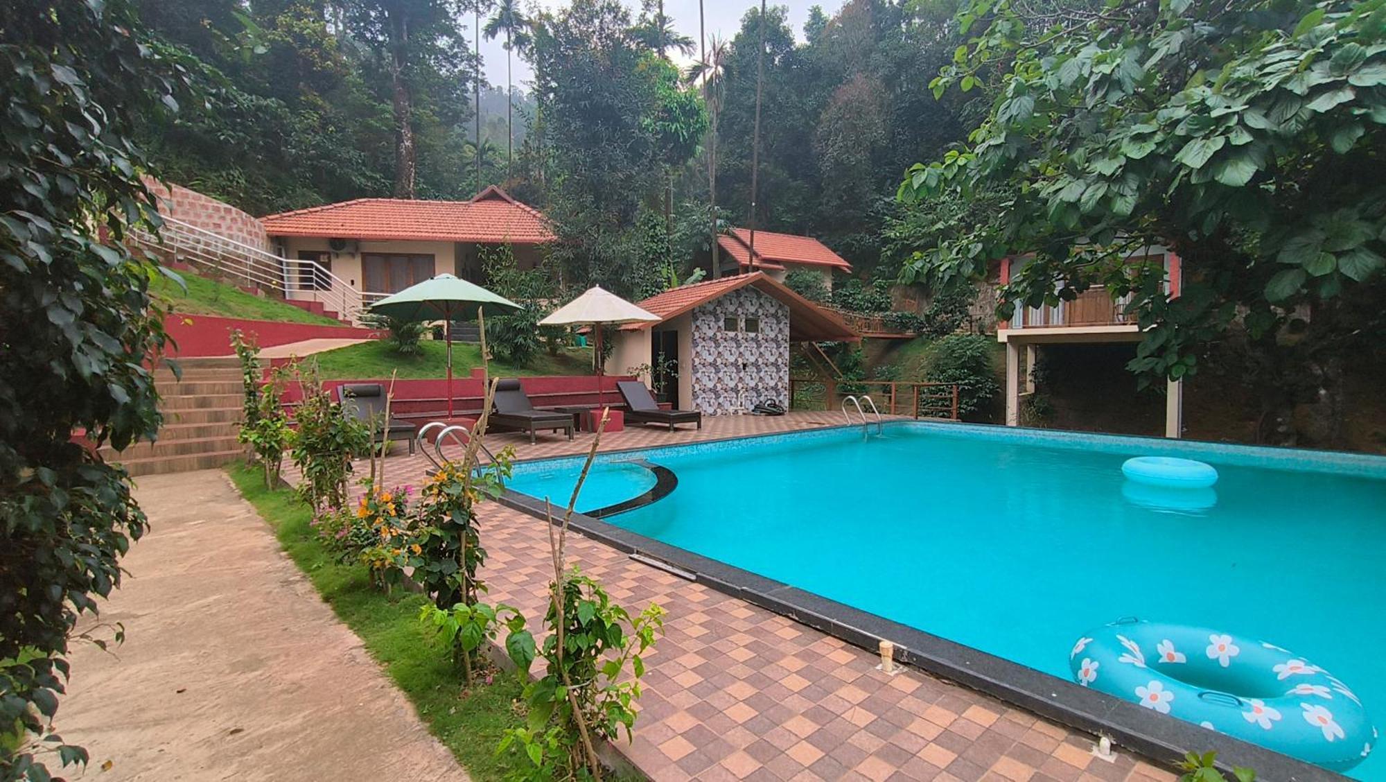 Hill Crest Resort - Coorg Madikeri Exterior photo