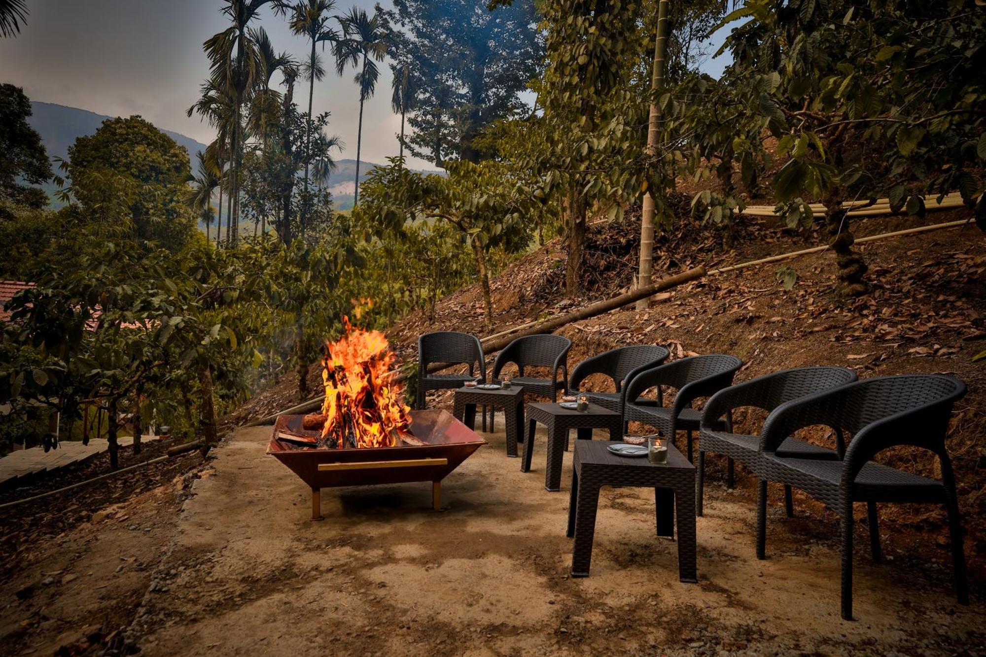 Hill Crest Resort - Coorg Madikeri Exterior photo