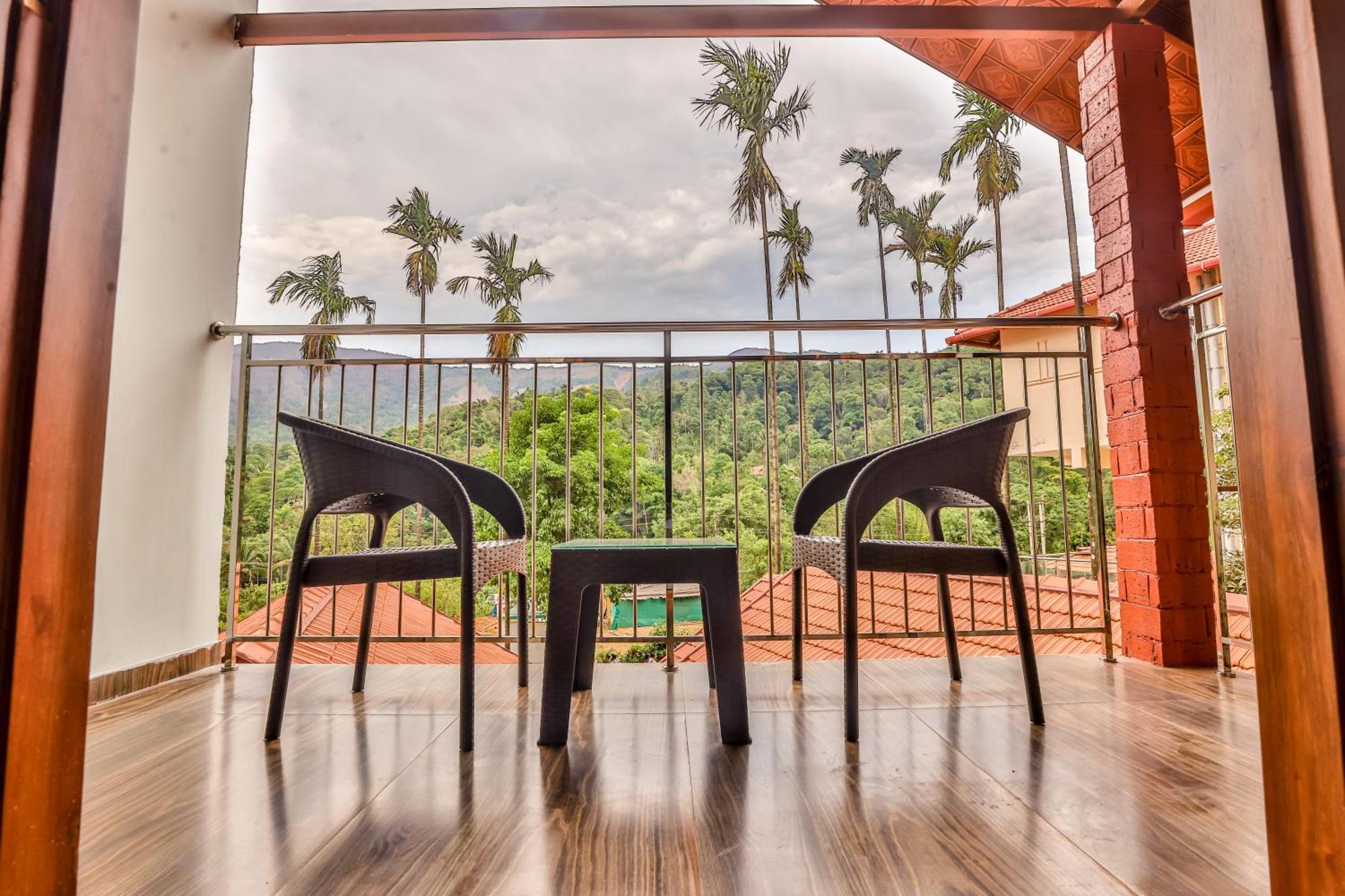 Hill Crest Resort - Coorg Madikeri Exterior photo