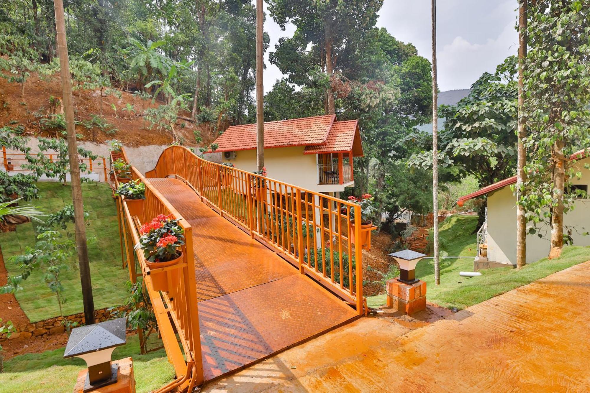 Hill Crest Resort - Coorg Madikeri Exterior photo