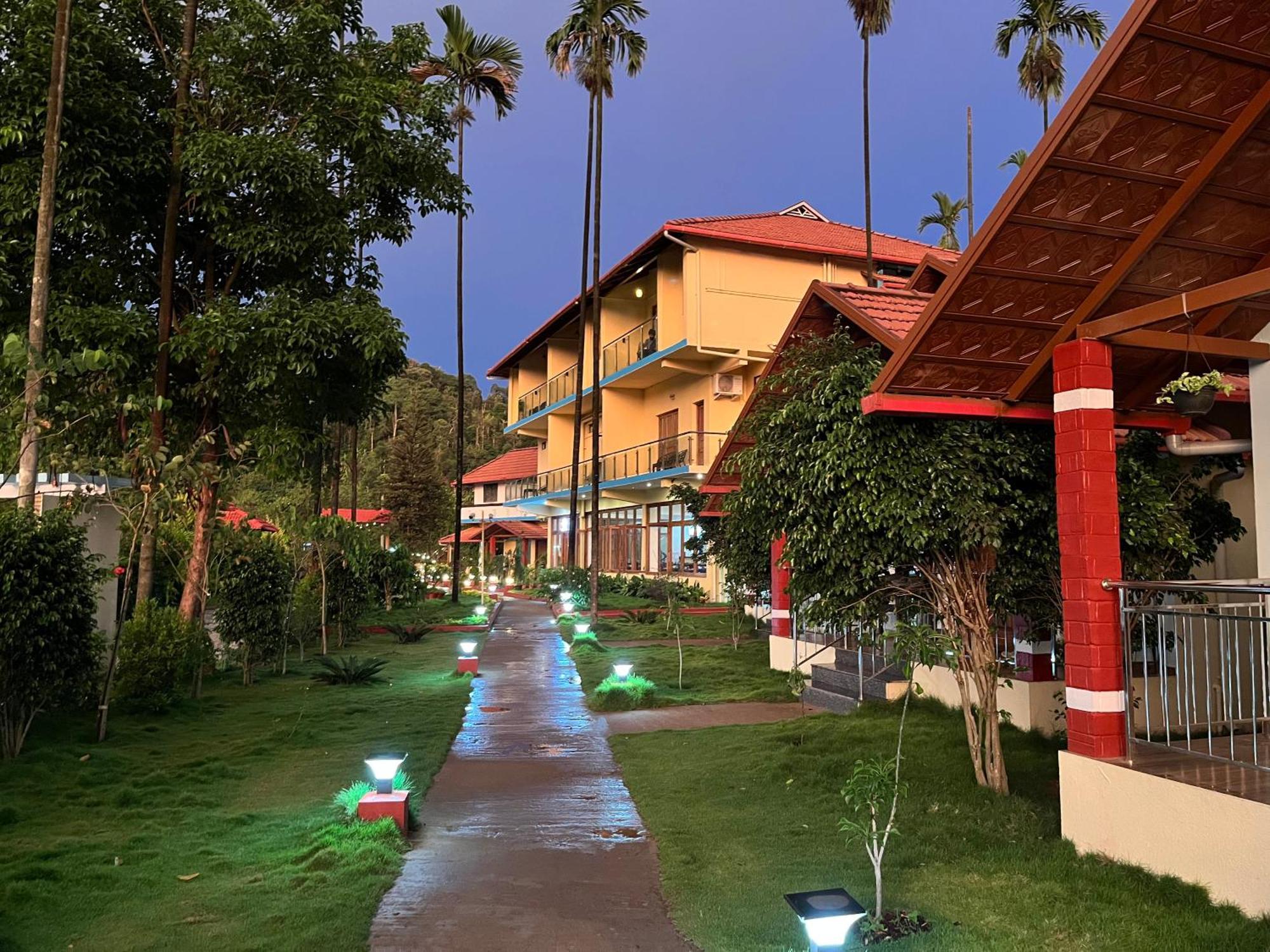 Hill Crest Resort - Coorg Madikeri Exterior photo