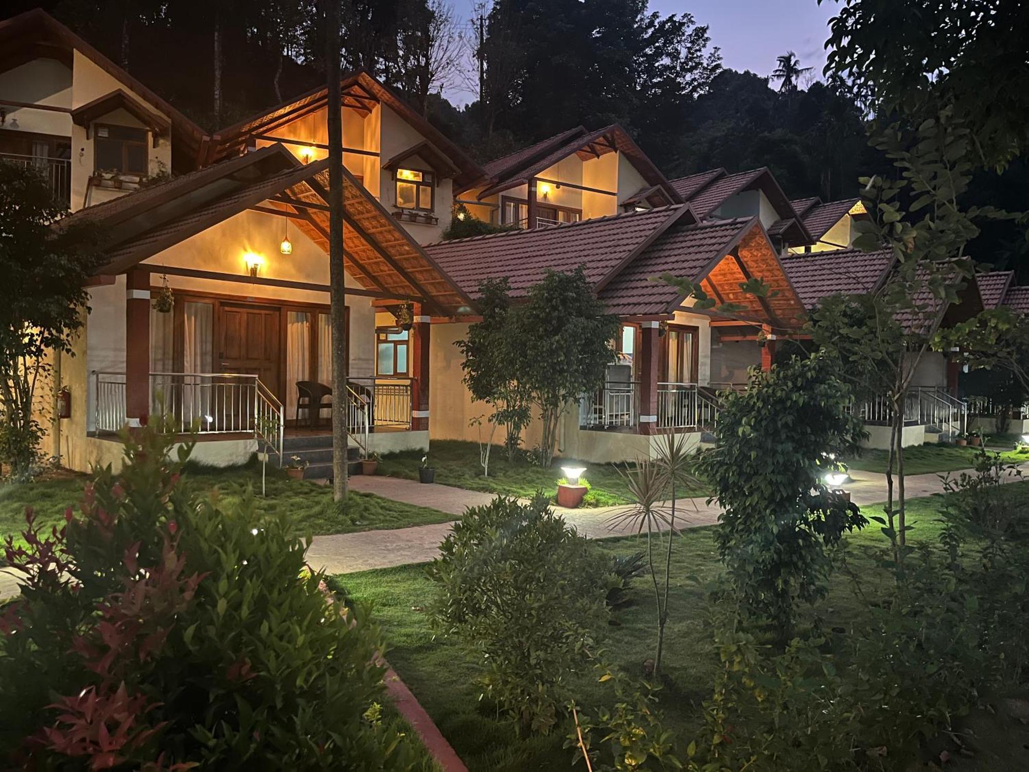 Hill Crest Resort - Coorg Madikeri Exterior photo