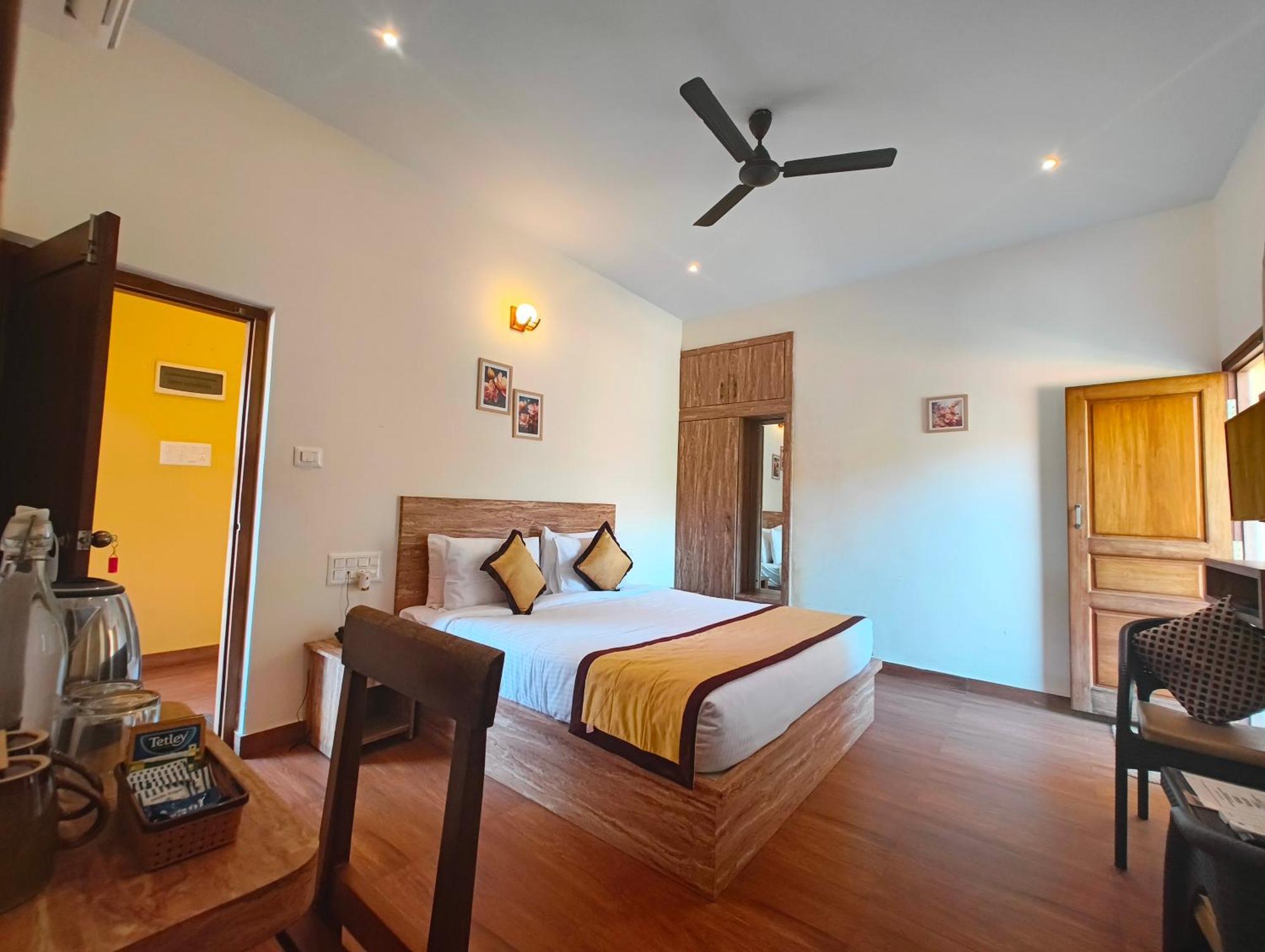 Hill Crest Resort - Coorg Madikeri Exterior photo