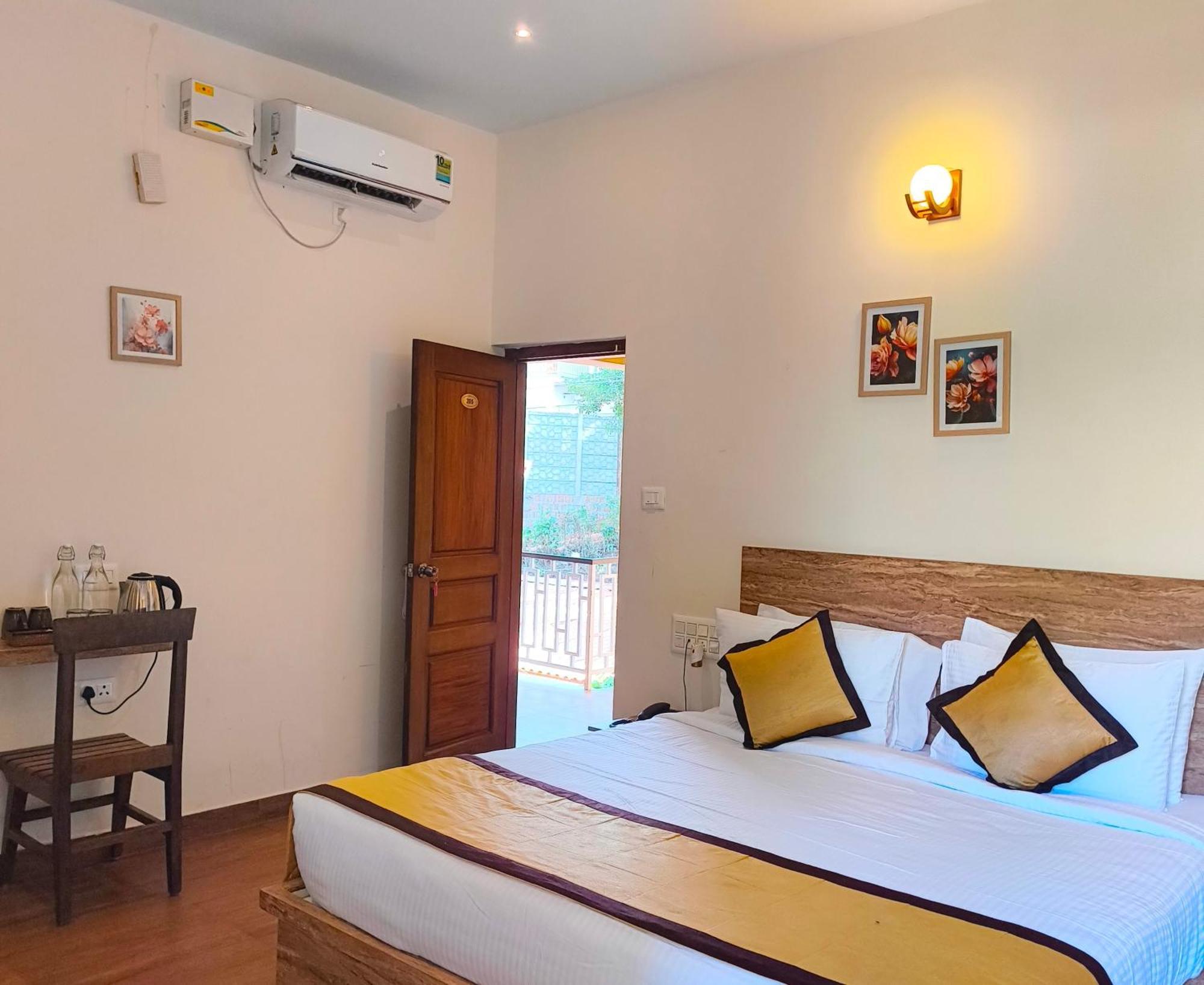 Hill Crest Resort - Coorg Madikeri Exterior photo